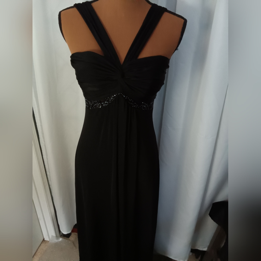 OC by Oleg Cassini Gown